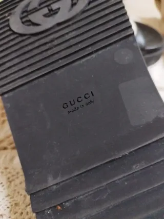 Sandalias Gucci Piel Mujer una pequeña pelada