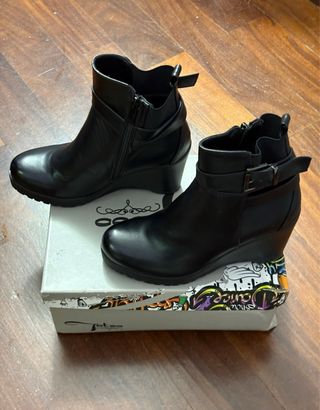 Stivaletti Tronchetti Zeppa Tatoo