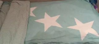 Funda nórdica azul con estrellas.Cama de 90