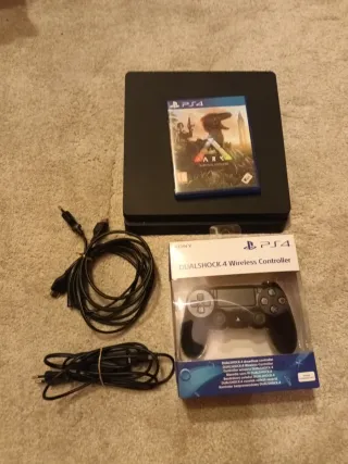 PS4 Slim Negra + Mando, Juego y Cables