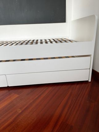 Letto SLÄKT Ikea + 2 materassi