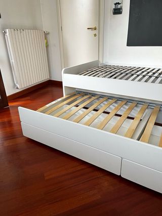 Letto SLÄKT Ikea + 2 materassi