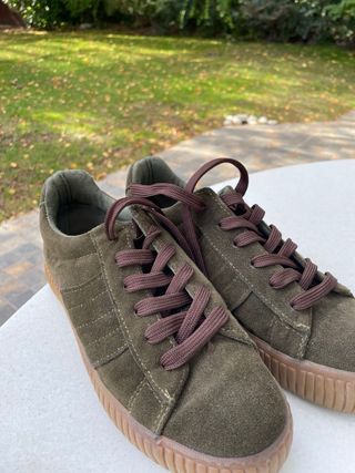 Zapatillas de ante verde y marrón