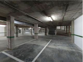 Garaje en venta en Paradai en Lugo