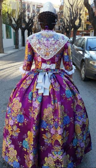 Traje de Fallera completo