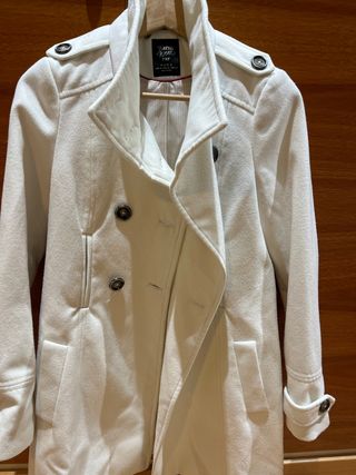 Abrigo paño blanco Zara