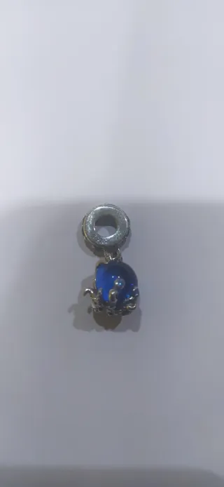 Charm de plata