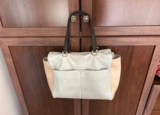 Borsa Furla in pelle con chiusura a calamita