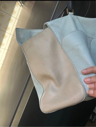 Borsa Furla in pelle con chiusura a calamita