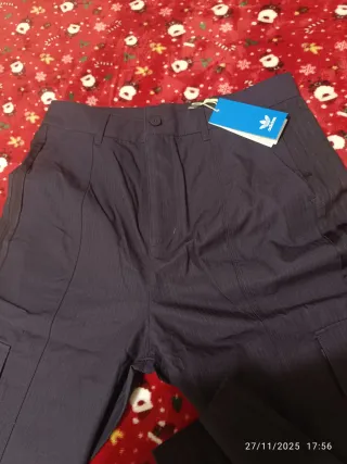 Pantalón Adidas Premium Ripstop  mujer