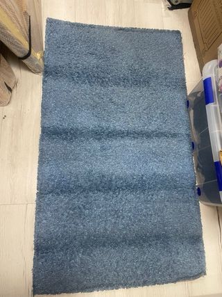 Alfombra azul de poliéster