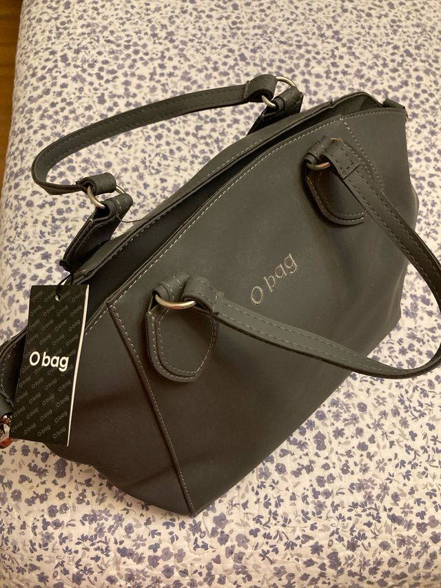 Bolso O bag Gris Nuevo con etiquetas