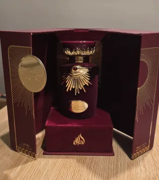 Lattafa Sakeena EDP Perfume