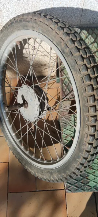 Rueda Montesa Cota 348/349