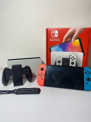 Nintendo Switch OLED Blanca y Azul