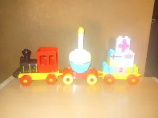 Tren Cumpleaños Mickey y Minnie LEGO DUPLO 10941