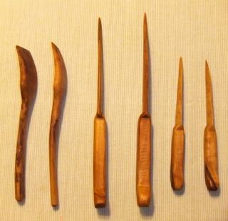 Nuovi utensili da cucina in legno di ulivo antico