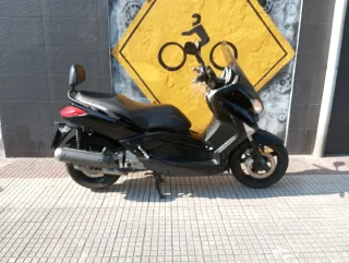 Yamaha Xmax 125