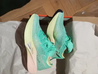 Nike Vaporfly 3 Talla 37