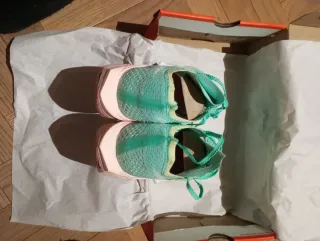 Nike Vaporfly 3 Talla 37