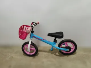 Bicicleta de equilibrio infantil sin pedales