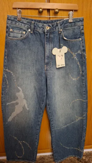 Vaqueros Zara Peter Pan x Harry Lambert