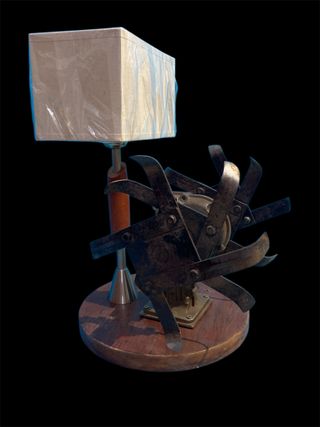 Lámpara rastrillo peana madera