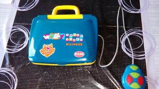 Ordenador Juguete Wizy Bilingüe Bizak