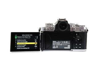 E1801282-0 Cámara Nikon Z Fc Kit