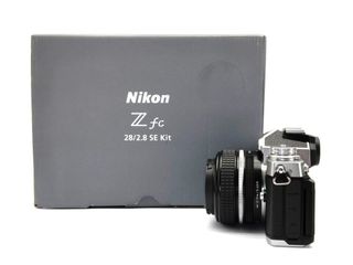 E1801282-0 Cámara Nikon Z Fc Kit
