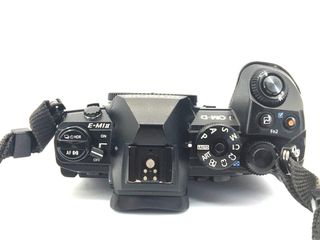 E1800769-0 Cámara Olympus OM-D E-M1 M