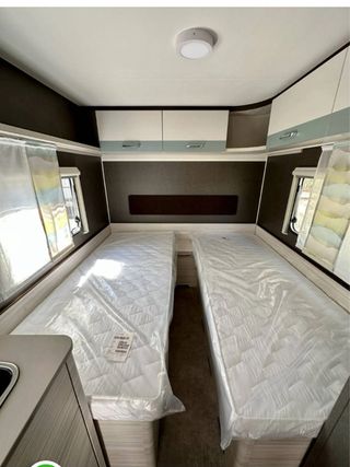 Caravana Dethleffs c'joy!