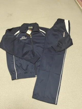 Completo sportivo blu navy