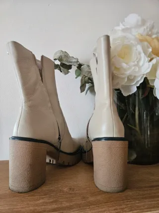 Botas Gioseppo Beige Tacon Plataforma