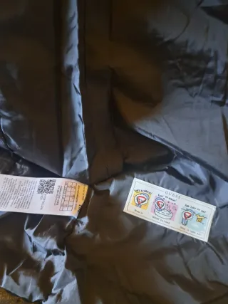 Parka Guess niña Talla 12 años Negra