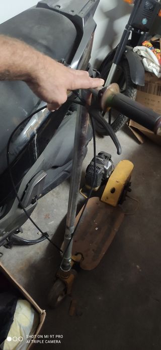 Patinete de gasolina vintage