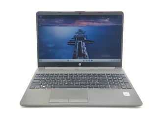 E1800755-0 Portátil HP G250 G8 Gris