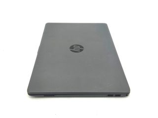E1800755-0 Portátil HP G250 G8 Gris