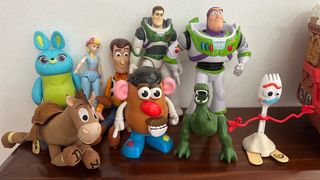 Juguetes bebé, playmobil, toy story, ironman, etc