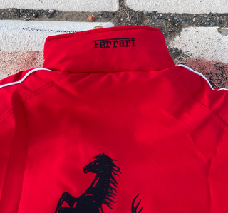 Cazadora Ferrari Puma Retro Roja F1 Motorsport