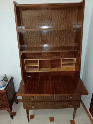 Pupitre antiguo madera