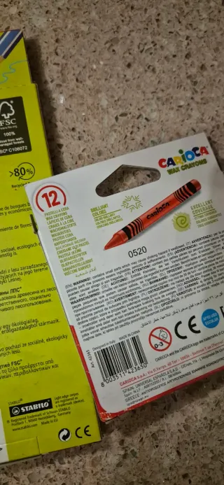 Matite colorate e pastelli a cera