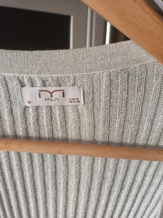 Chaqueta larga plateada con brillos