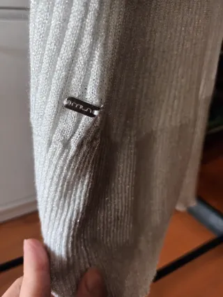 Chaqueta larga plateada con brillos