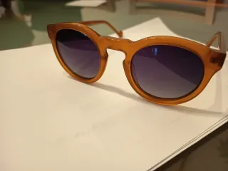 Gafas de pasta gruesa naranja