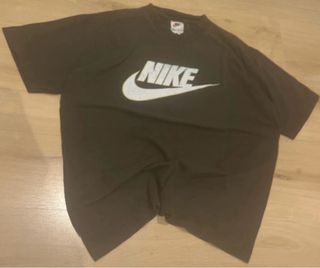 Camiseta Nike Negra Vintage