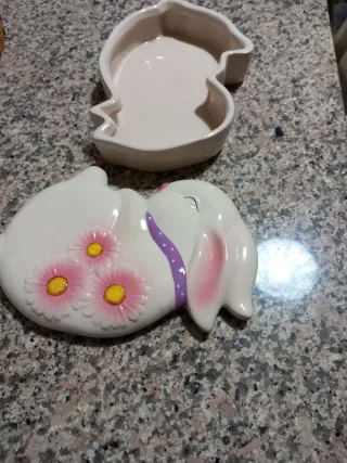 Scatola portabiscotti coniglietto