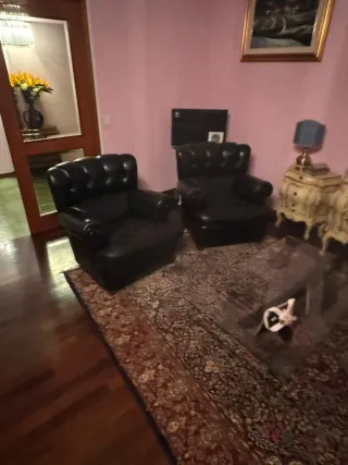 Poltrone Frau 2 in pelle nera originali  usatepoco