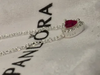 Collar Pandora Corazón Rojo y Plata