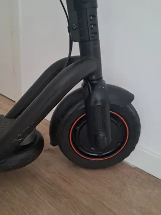 Patinete Eléctrico NAVEE N65I Negro